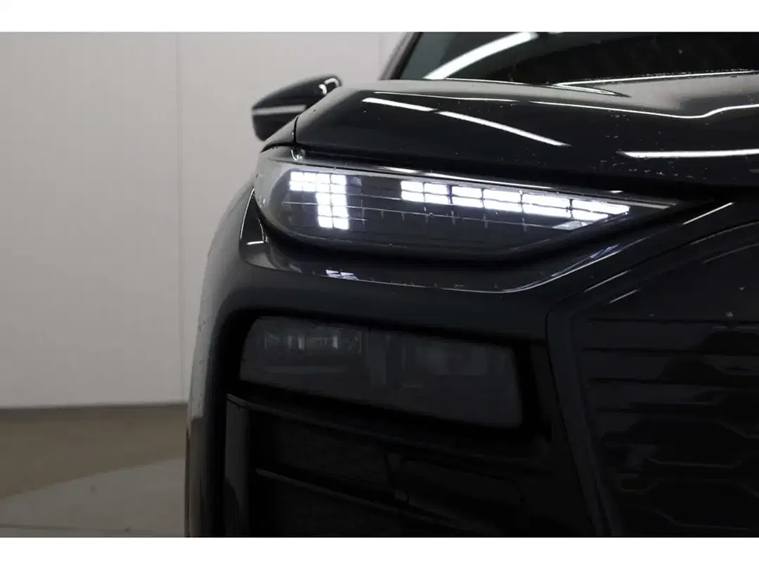 Audi Q6 e-tron - Thumbnail 22