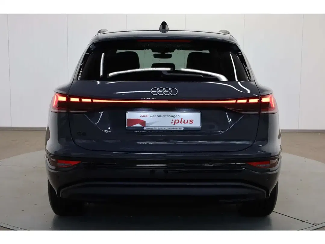 Audi Q6 e-tron - Thumbnail 5