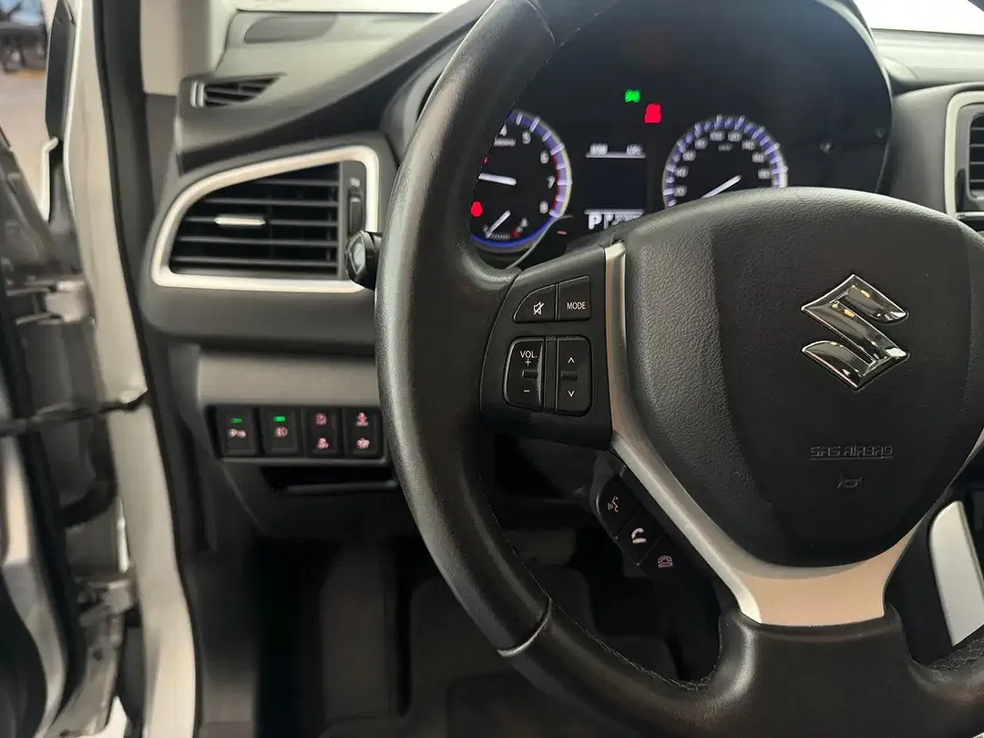 Suzuki S-Cross - Thumbnail 14