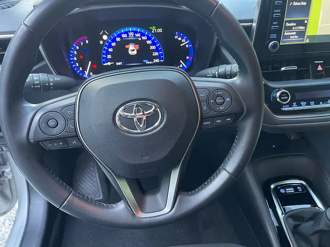 Toyota Corolla - Thumbnail 13