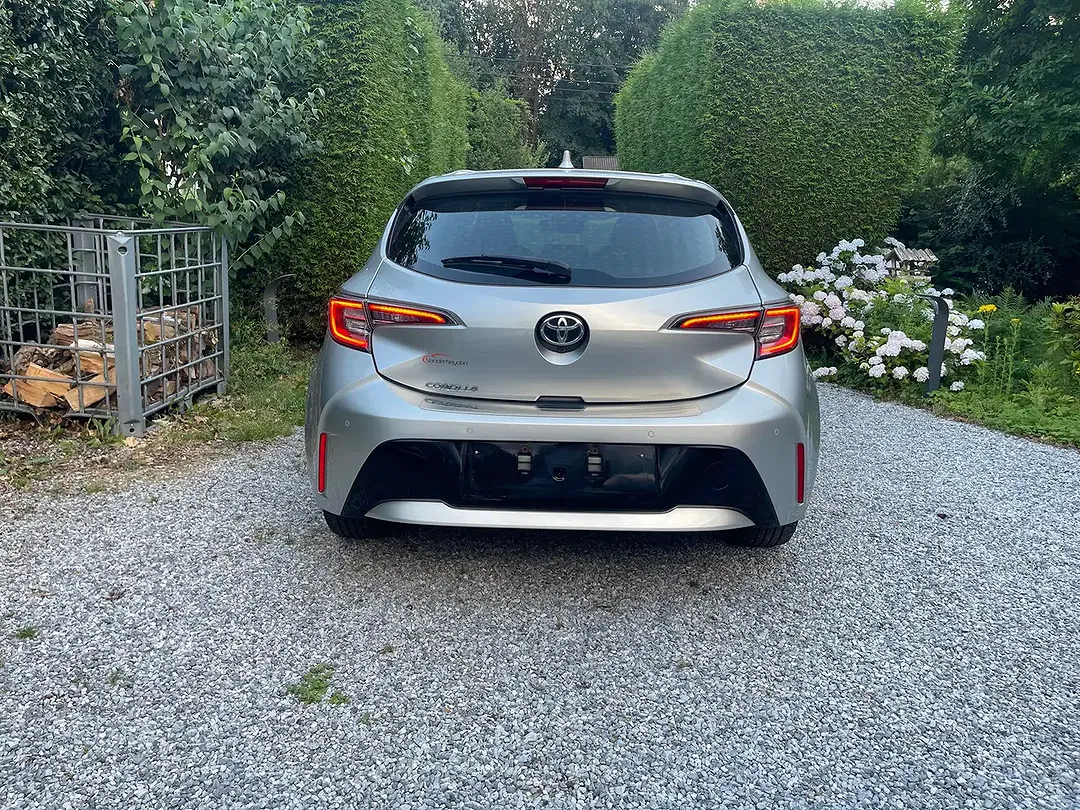 Toyota Corolla - Thumbnail 4