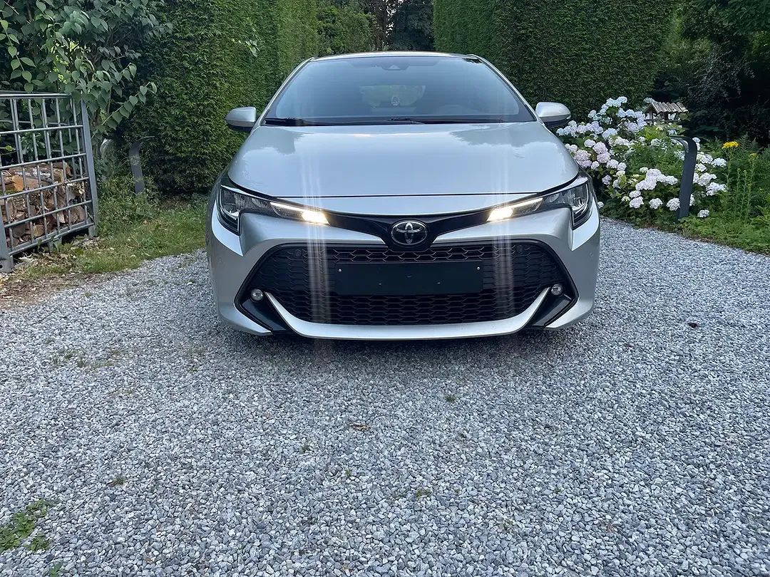 Toyota Corolla - Thumbnail 7