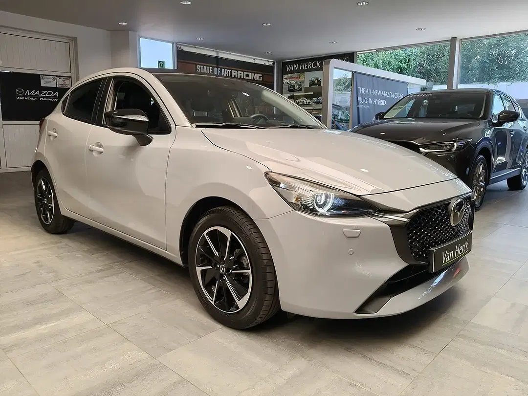 Mazda 2 - Thumbnail 7