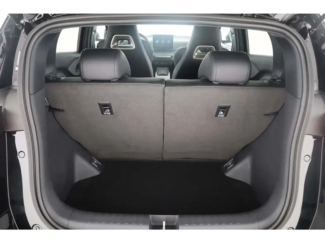 BYD Dolphin - Thumbnail 11
