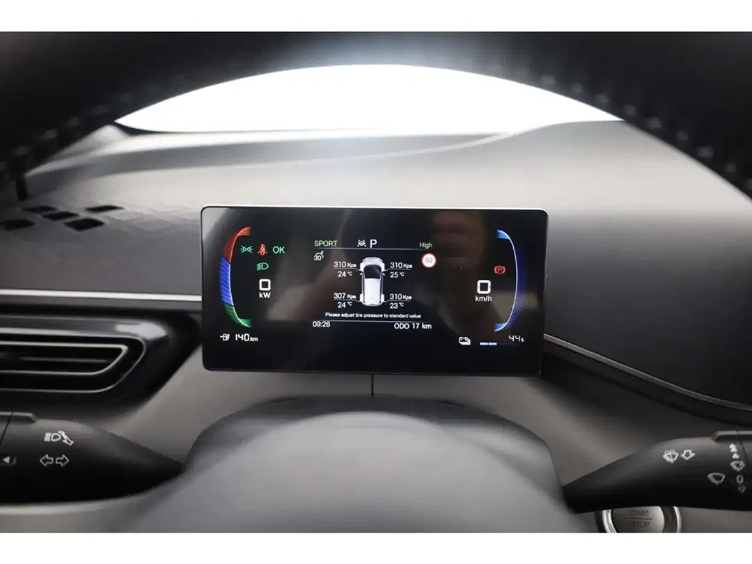 BYD Dolphin - Thumbnail 12
