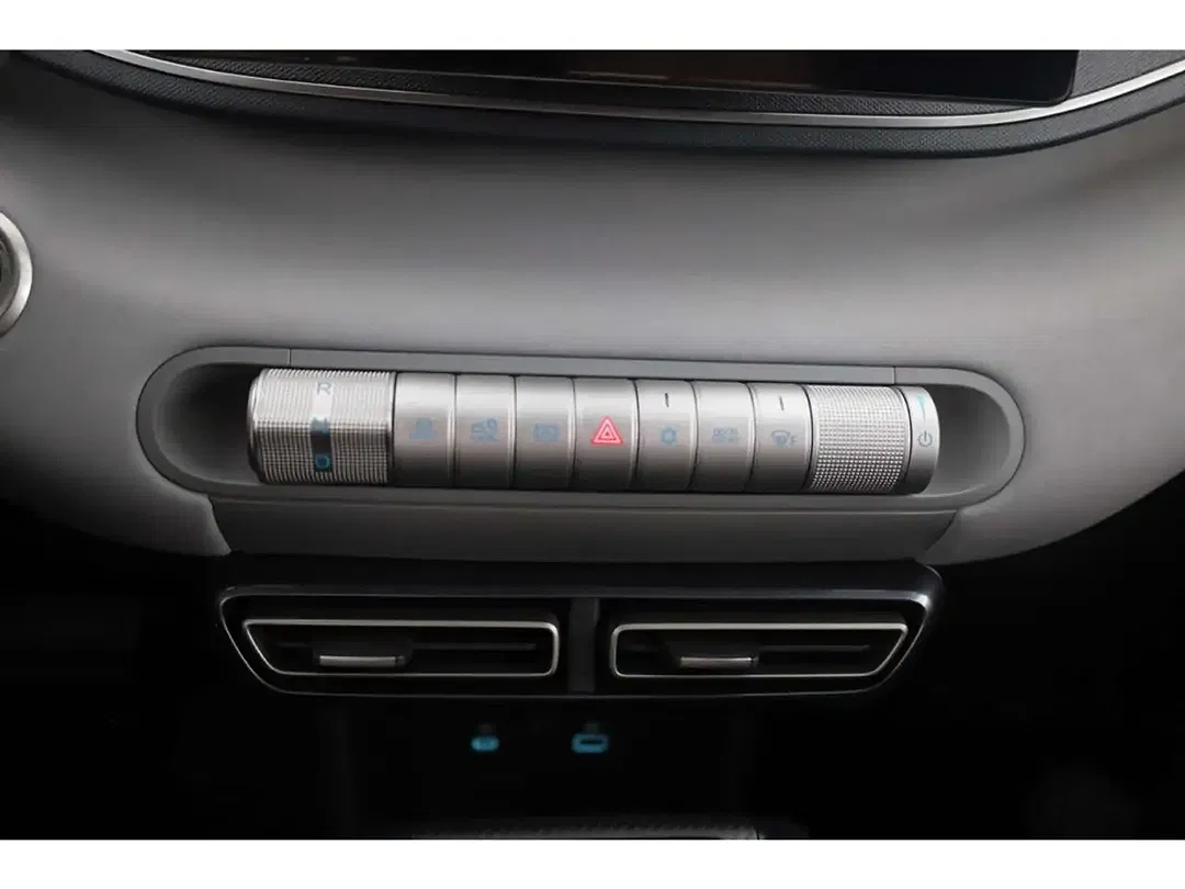 BYD Dolphin - Thumbnail 15