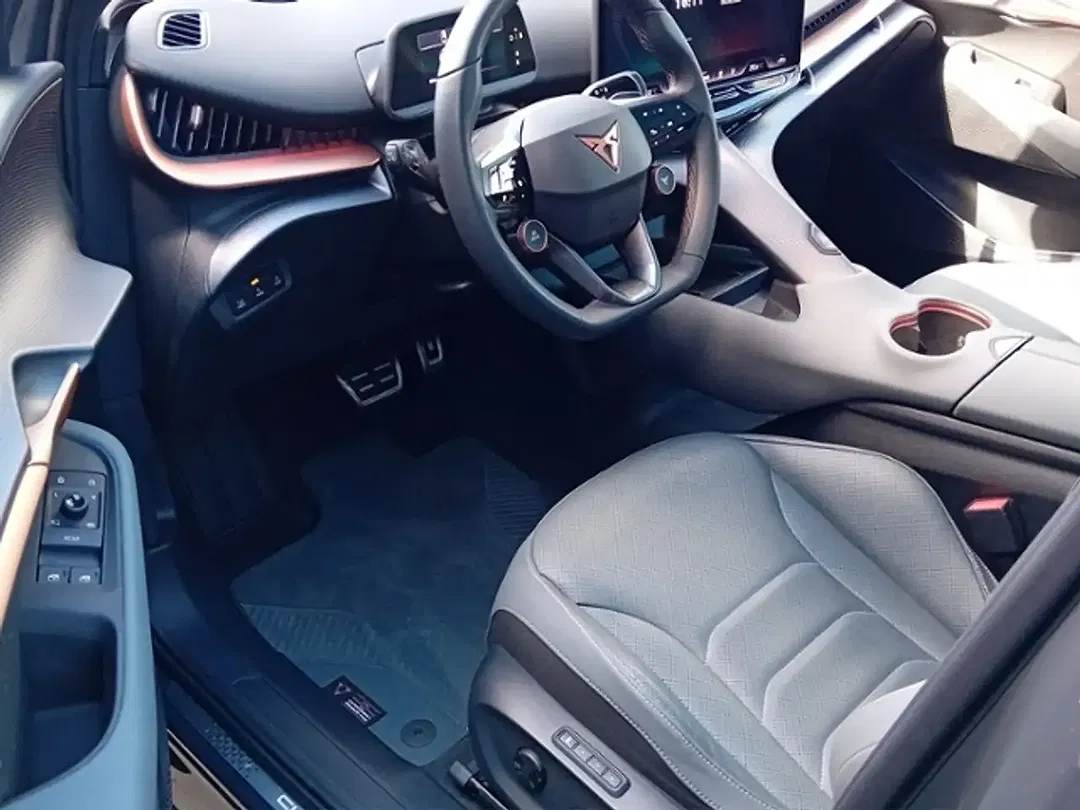 CUPRA Tavascan - Thumbnail 10