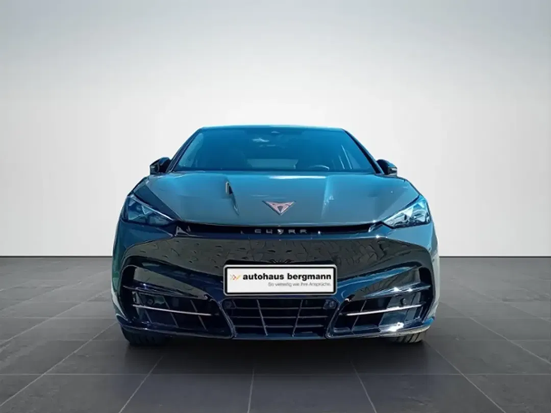 CUPRA Tavascan - Thumbnail 2