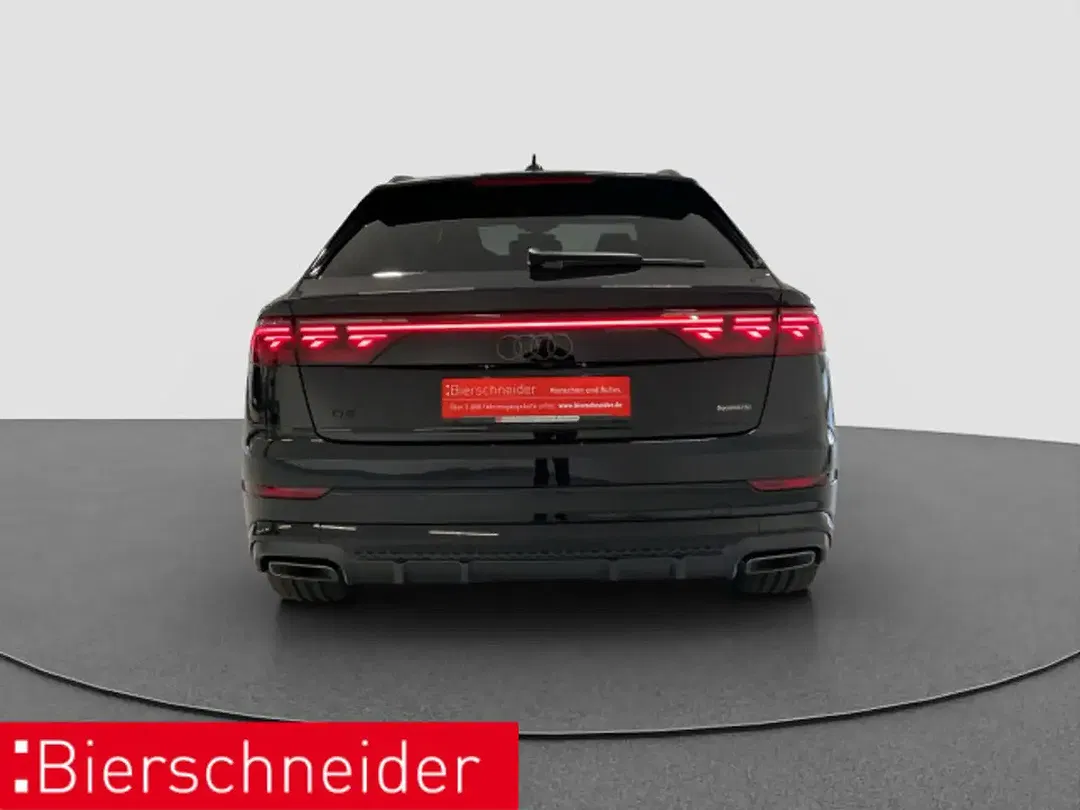 Audi Q8 - Thumbnail 3