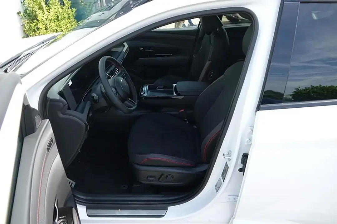 Hyundai TUCSON - Thumbnail 10