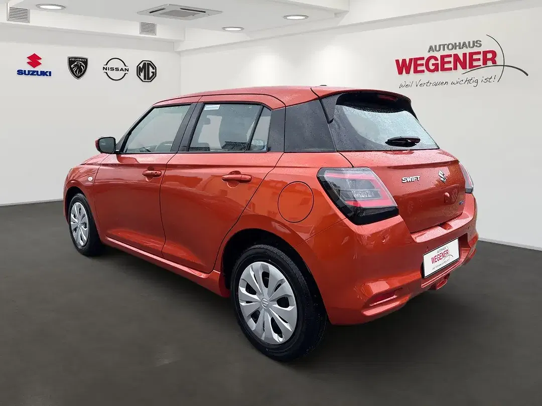 Suzuki Swift - Thumbnail 5
