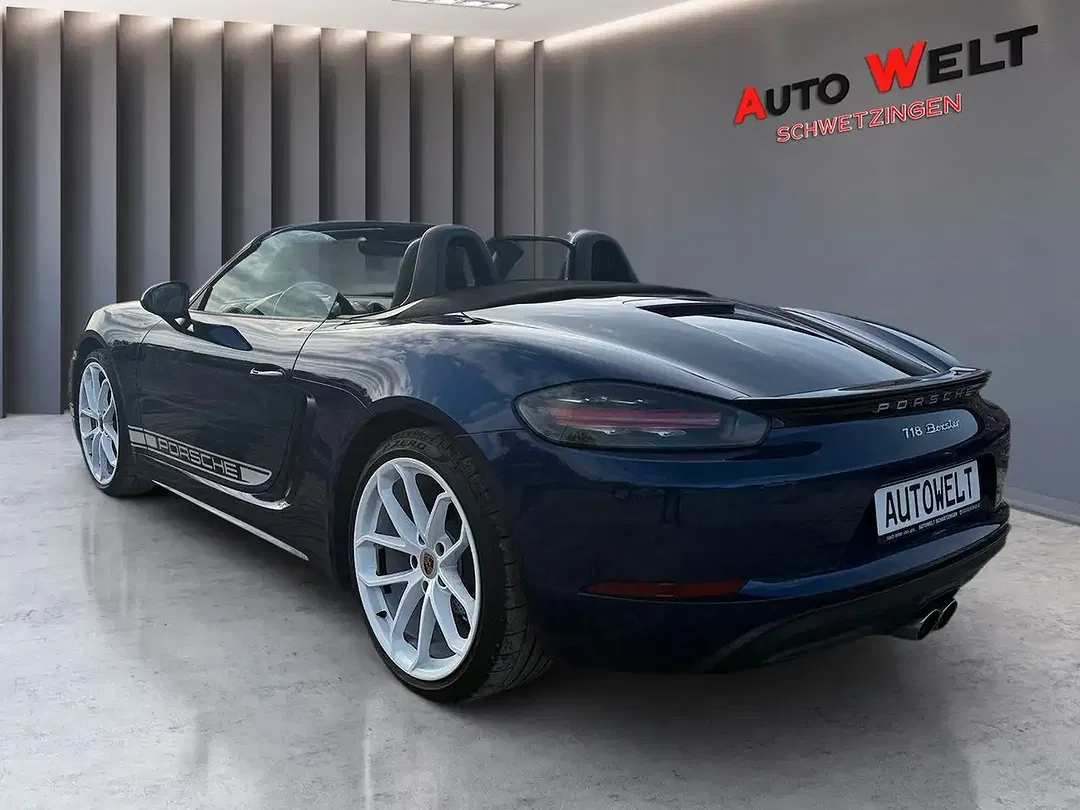 Porsche Boxster - Thumbnail 6