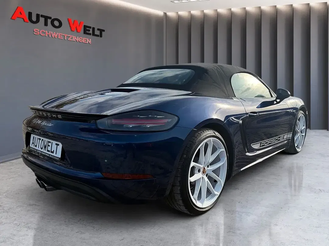Porsche Boxster - Thumbnail 7