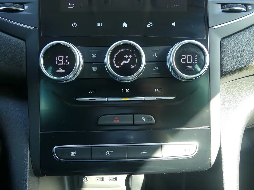 Renault Megane - Thumbnail 14