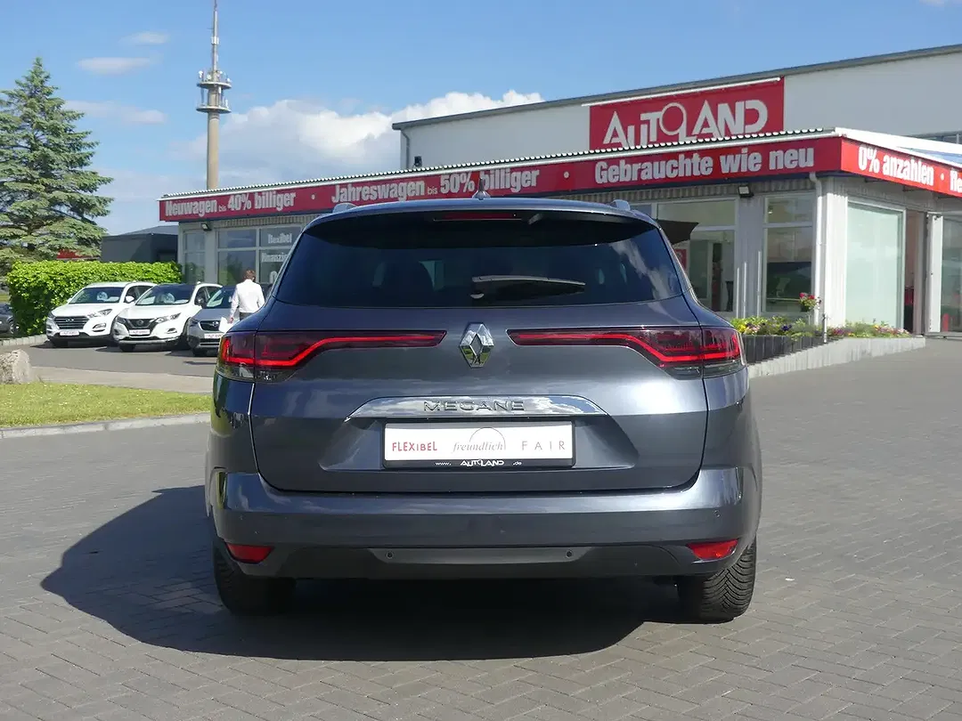 Renault Megane - Thumbnail 3