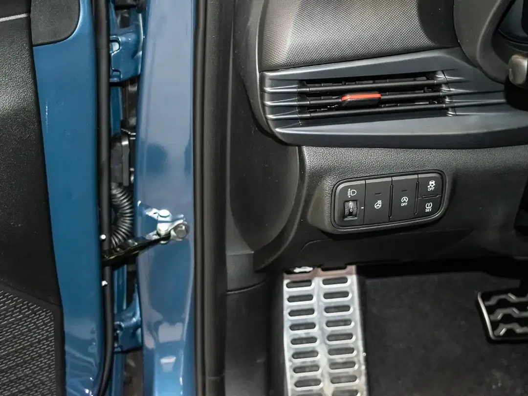 Hyundai i20 - Thumbnail 9