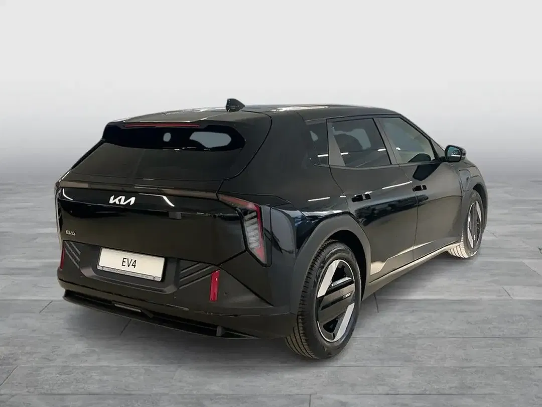 Kia EV4 - Thumbnail 6