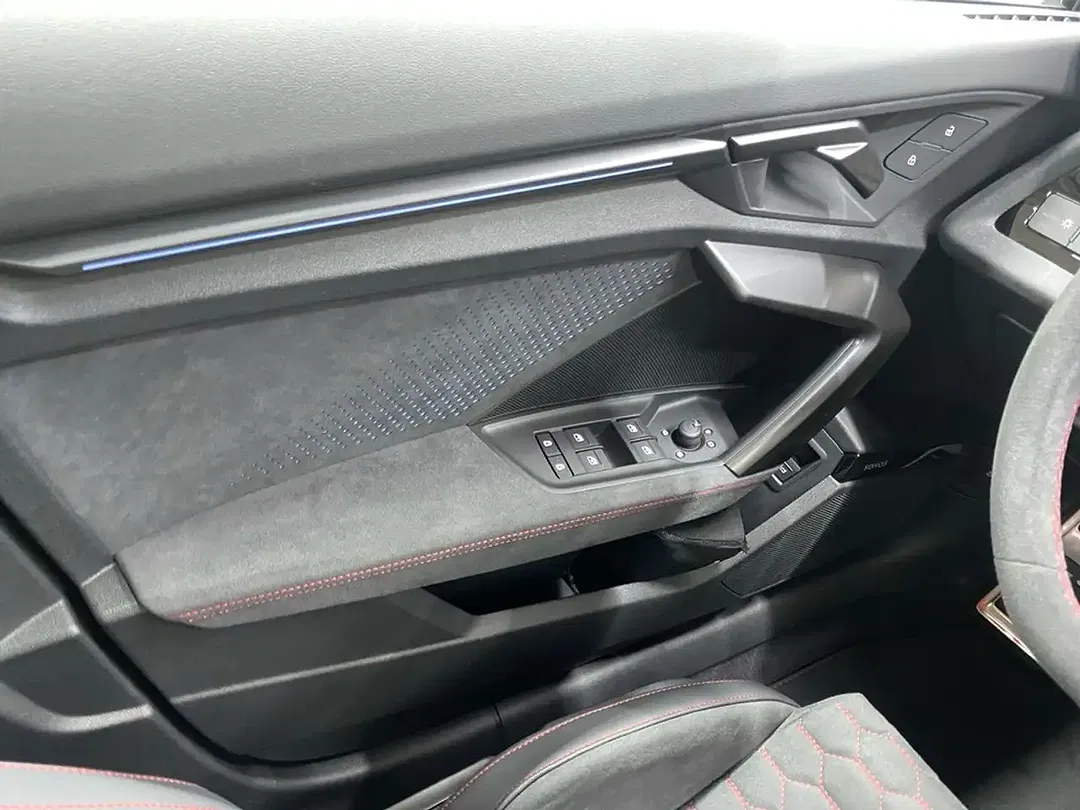 Audi RS3 - Thumbnail 12