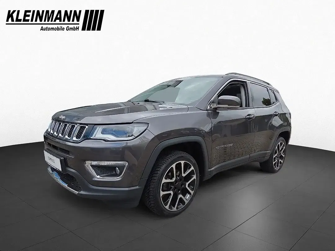 Jeep Compass - Thumbnail 1