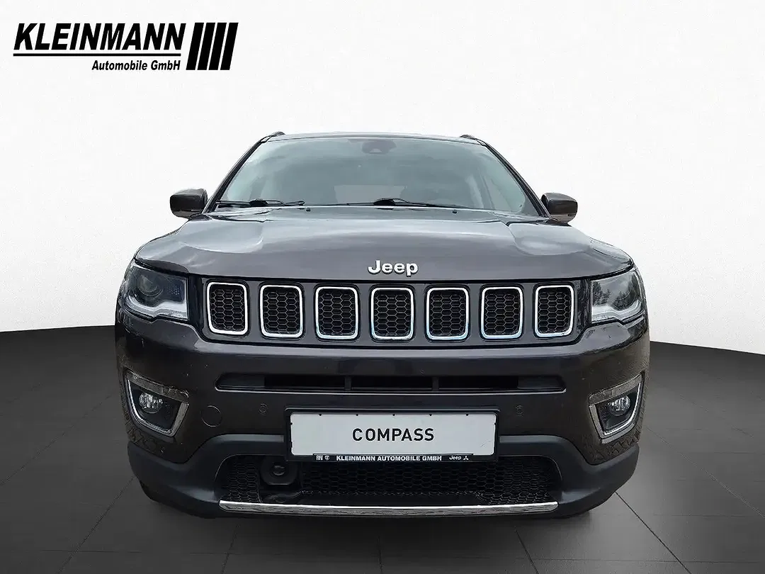 Jeep Compass - Thumbnail 3