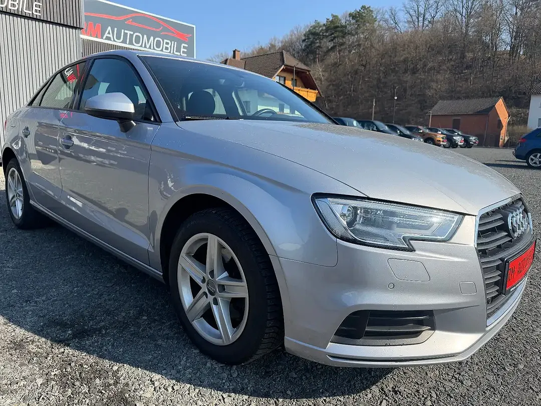 Audi A3 - Thumbnail 3
