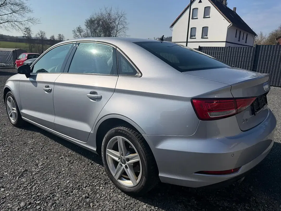 Audi A3 - Thumbnail 4