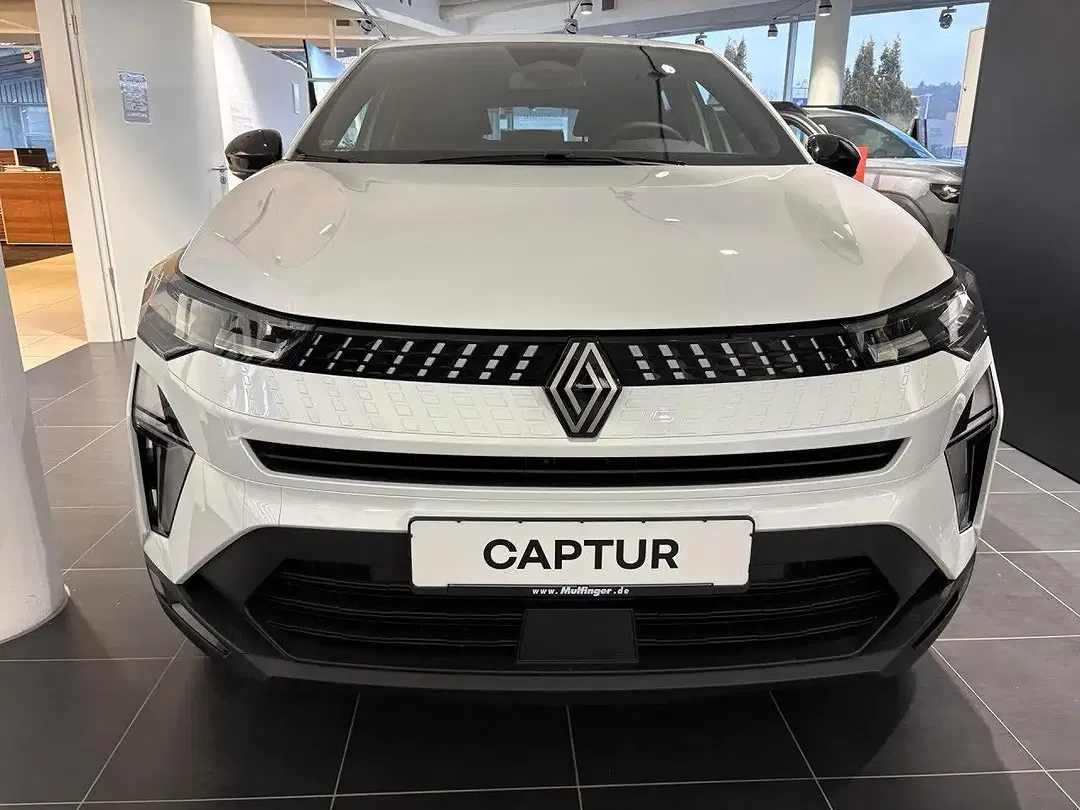Renault Captur - Thumbnail 2