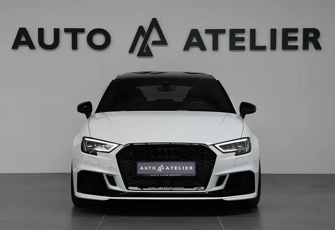 Audi RS3 - Thumbnail 3