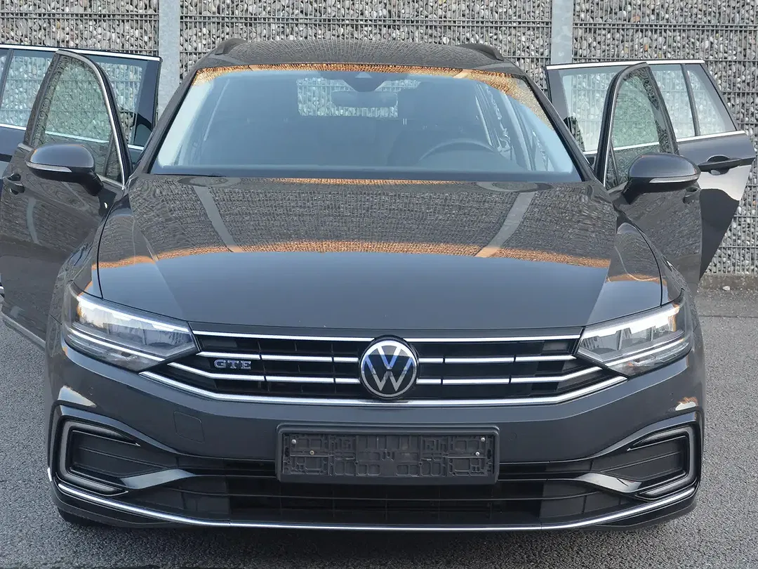 Volkswagen Passat Variant - Thumbnail 12