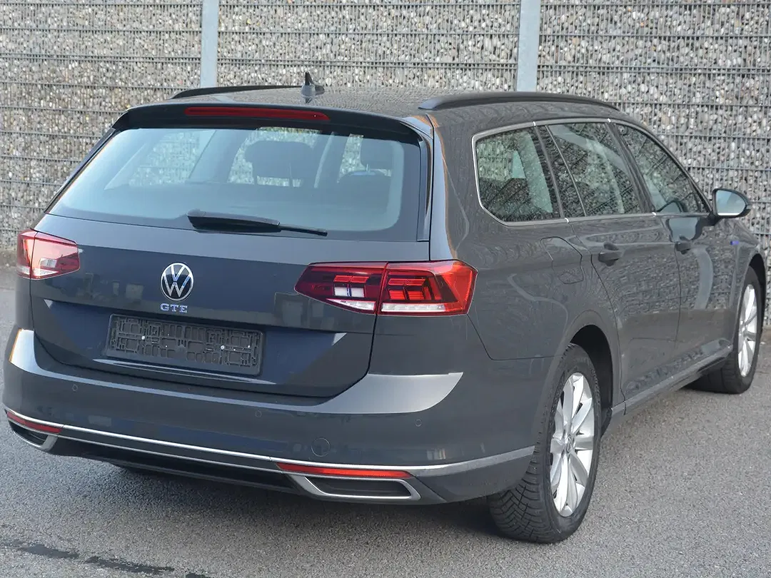 Volkswagen Passat Variant - Thumbnail 15