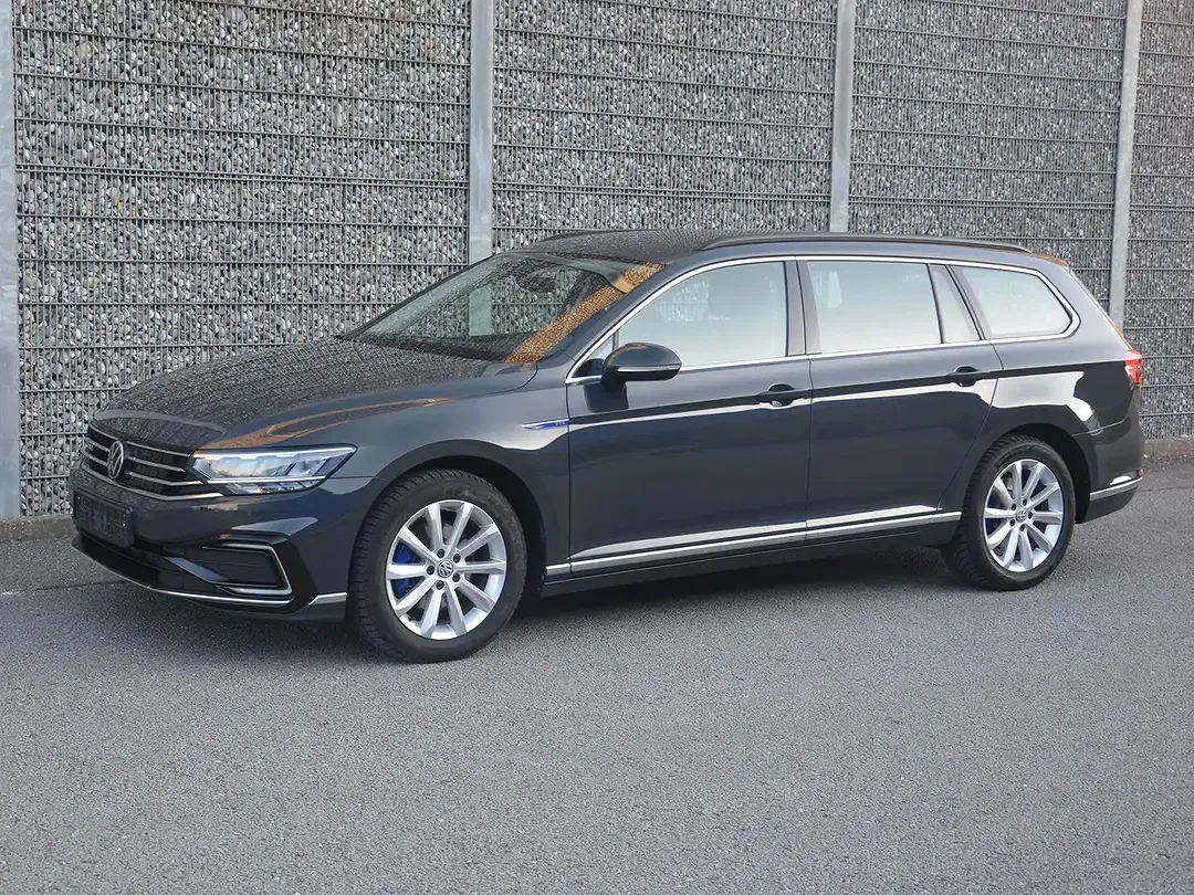 Volkswagen Passat Variant - Thumbnail 6