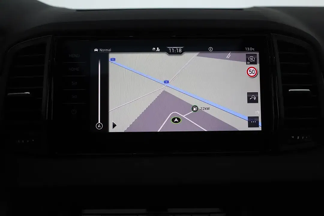Skoda Karoq - Thumbnail 10