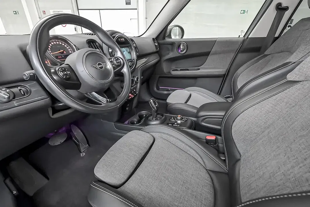 MINI Cooper Countryman - Thumbnail 6
