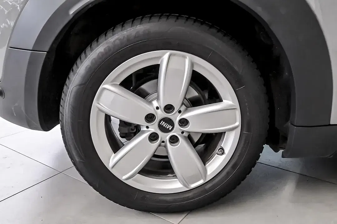 MINI Cooper Countryman - Thumbnail 8