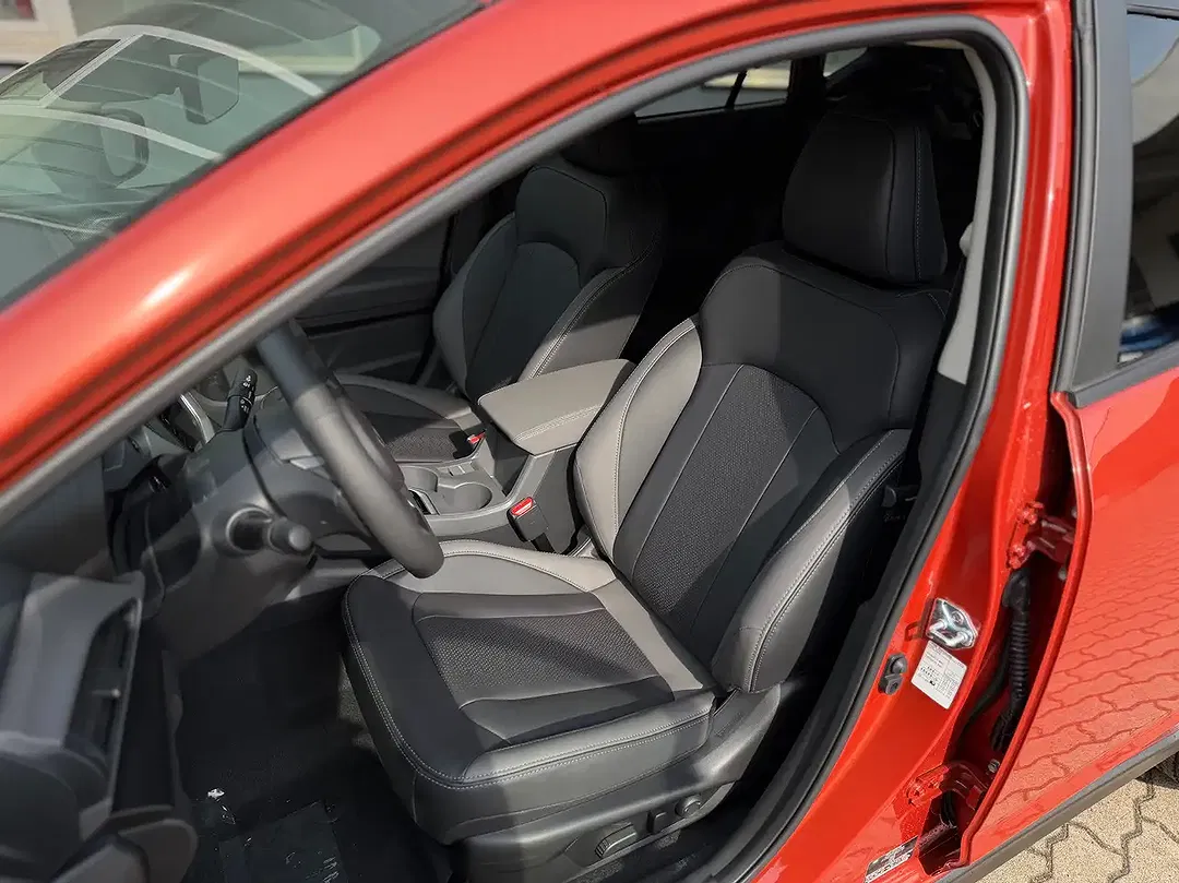 Subaru Crosstrek - Thumbnail 10