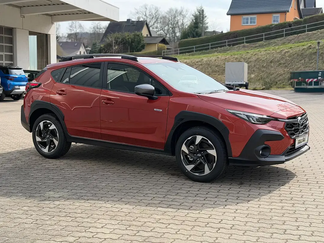 Subaru Crosstrek - Thumbnail 5