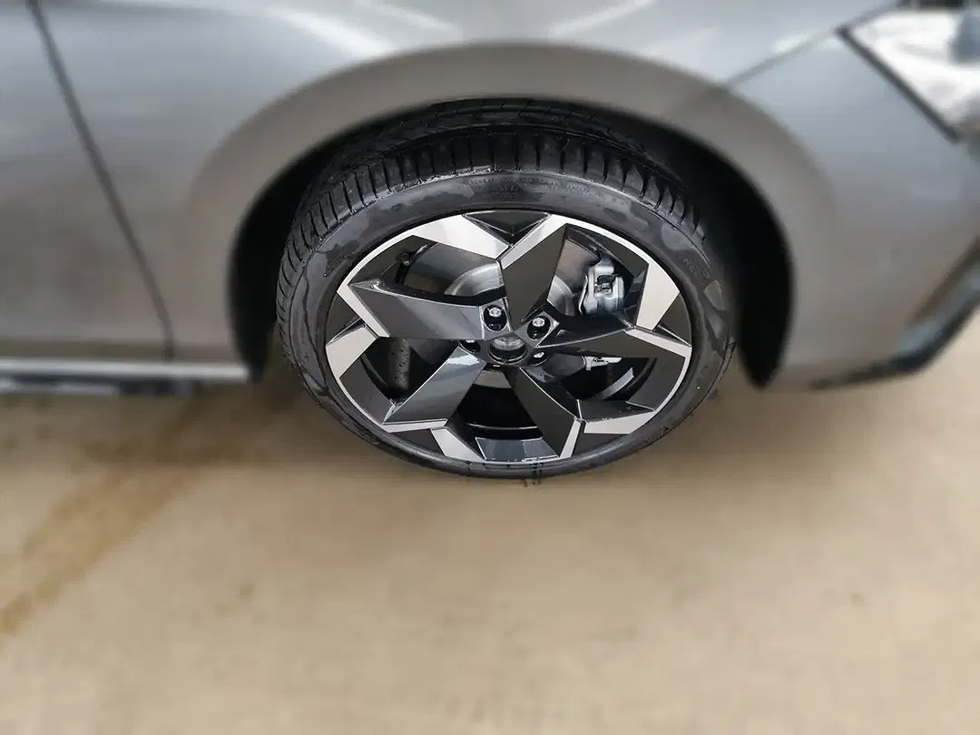 Skoda Superb - Thumbnail 7