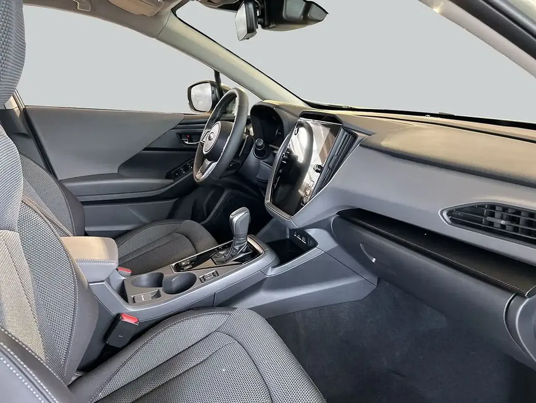 Subaru Crosstrek - Thumbnail 11