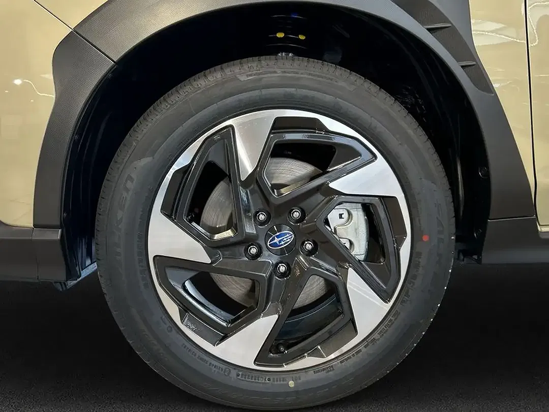 Subaru Crosstrek - Thumbnail 6