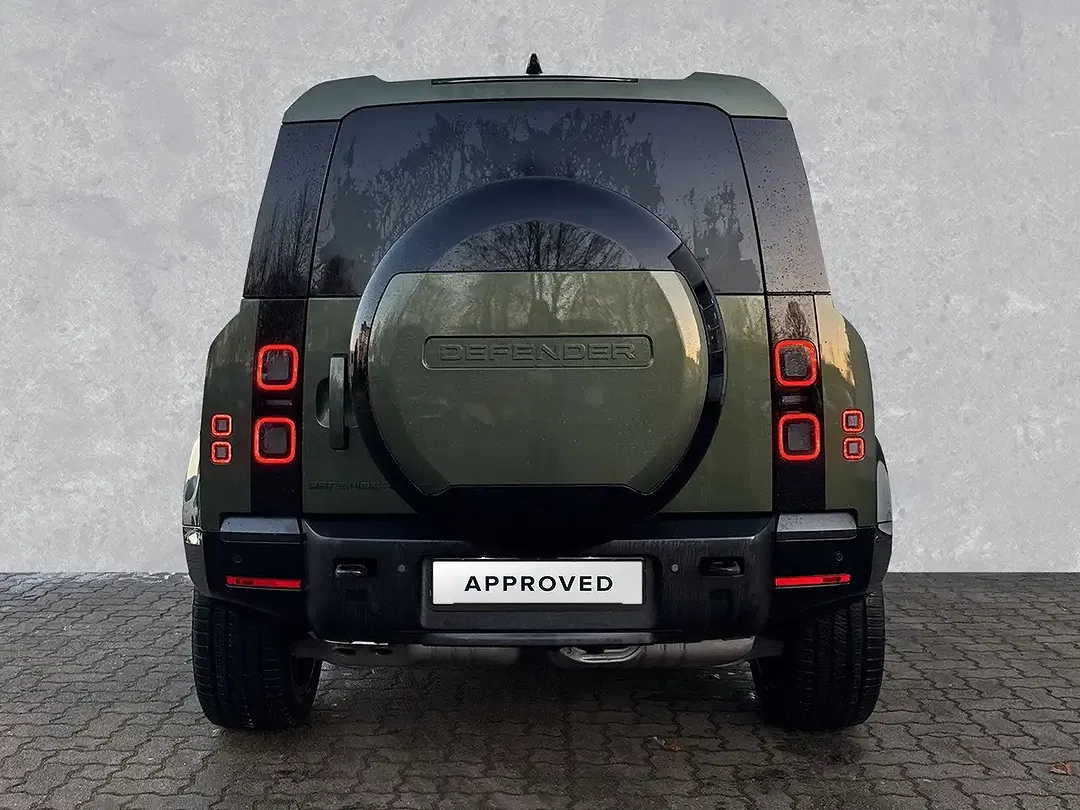 Land Rover Defender - Thumbnail 5