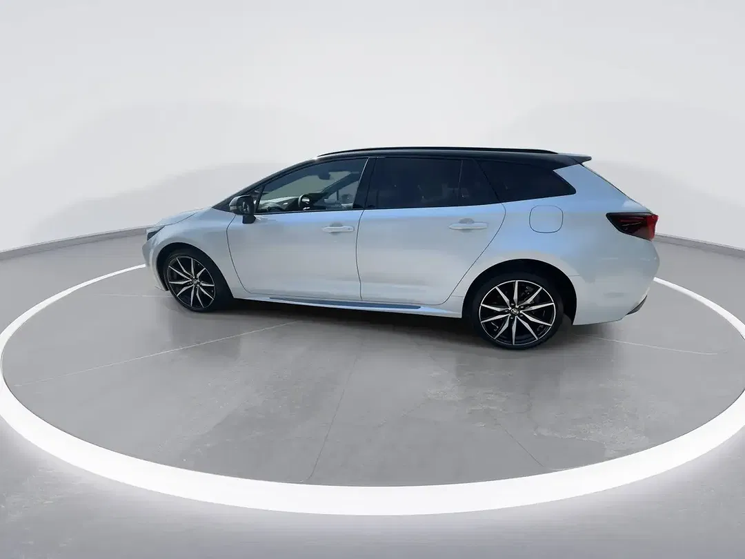 Toyota Corolla - Thumbnail 8