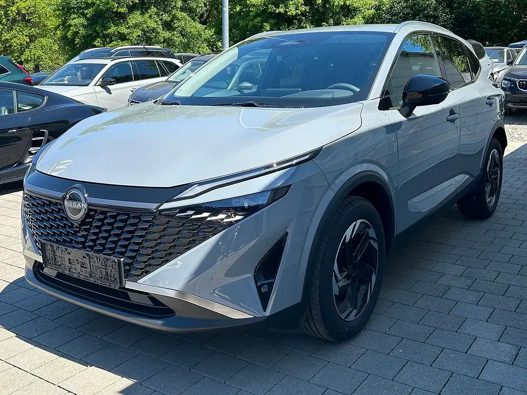 Nissan Qashqai - Thumbnail 3