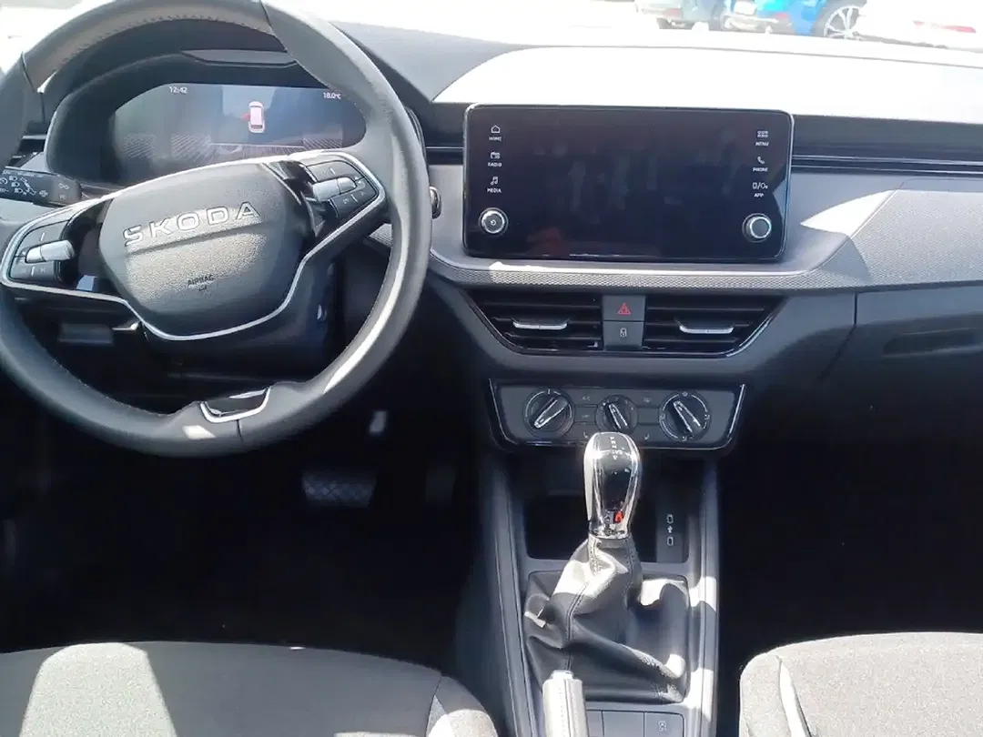 Skoda Kamiq - Thumbnail 7
