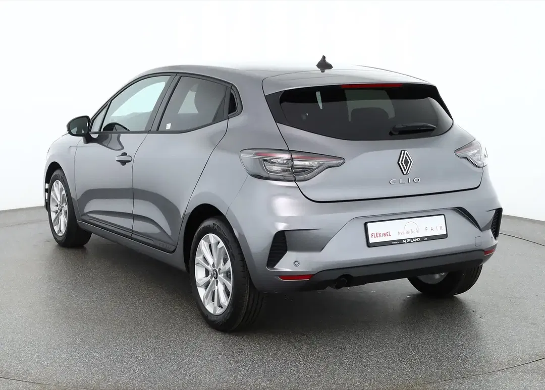 Renault Clio - Thumbnail 2