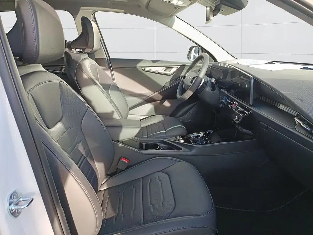Kia Niro - Thumbnail 11