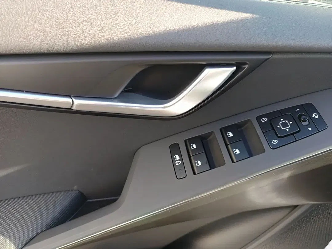 Kia Niro - Thumbnail 6