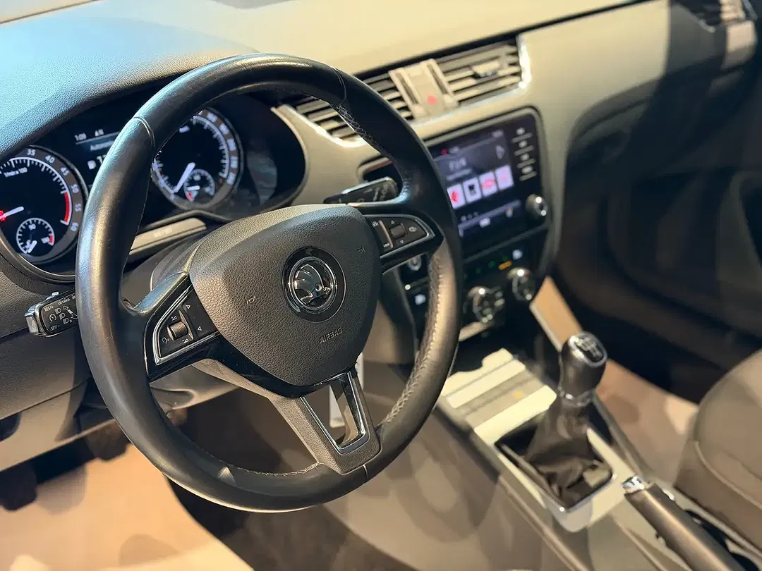 Skoda Octavia - Thumbnail 10