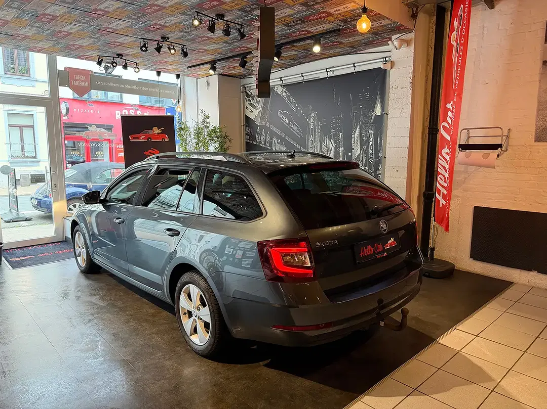 Skoda Octavia - Thumbnail 5