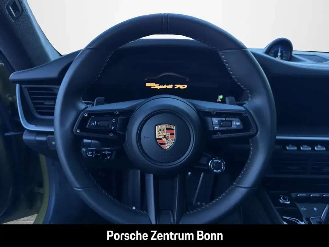 Porsche 992 - Thumbnail 10