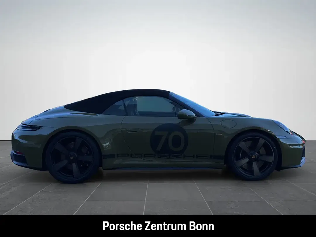 Porsche 992 - Thumbnail 4
